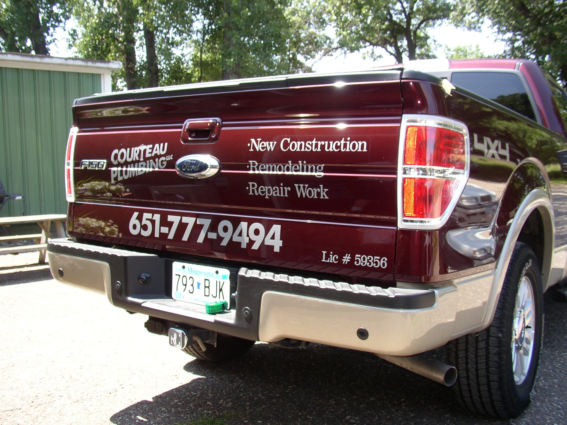 Reflective lettering on a truck